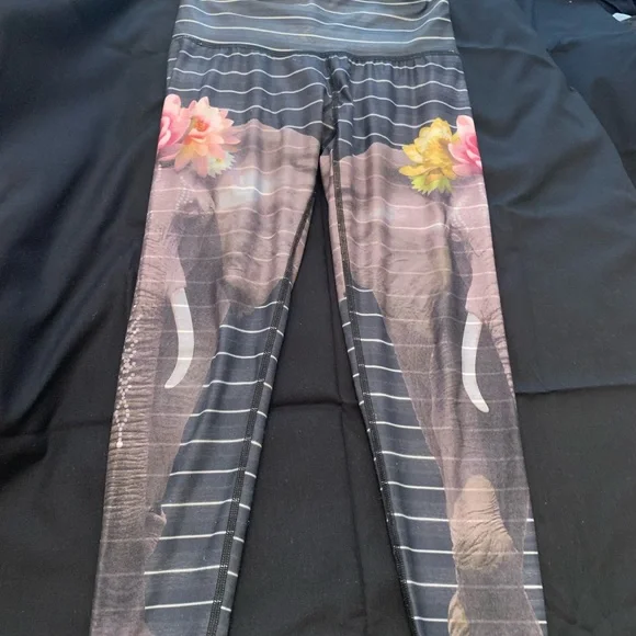 SET OF 3  Teeki yoga pants - Picture 5 of 7